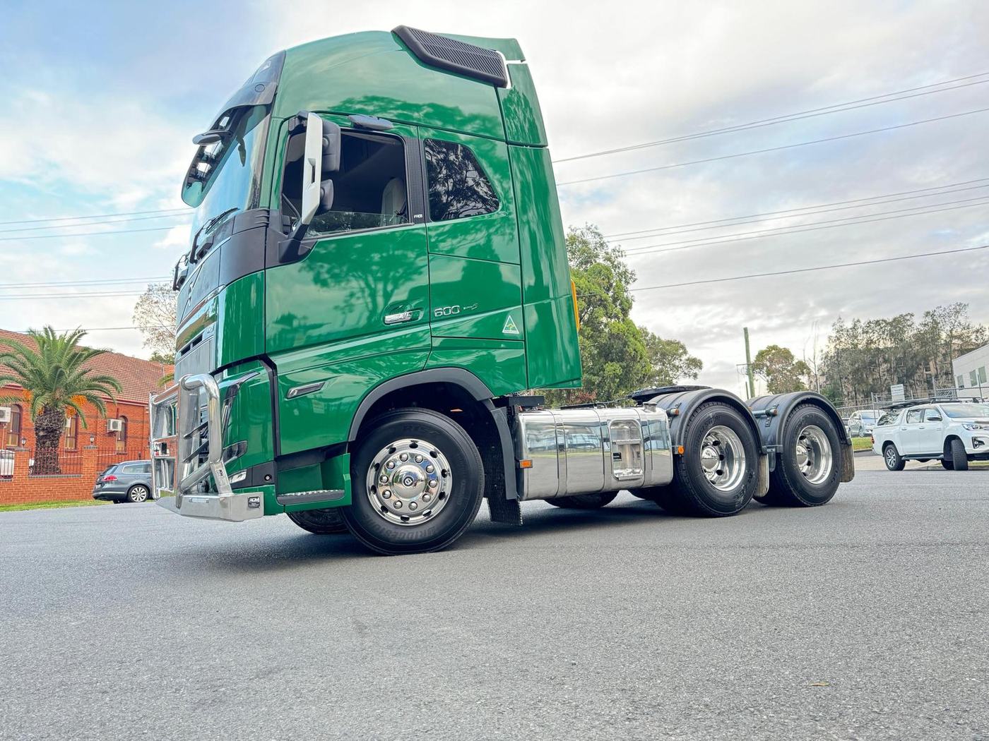 Volvo FH 600 Green Livery — MEA Truck Hire
